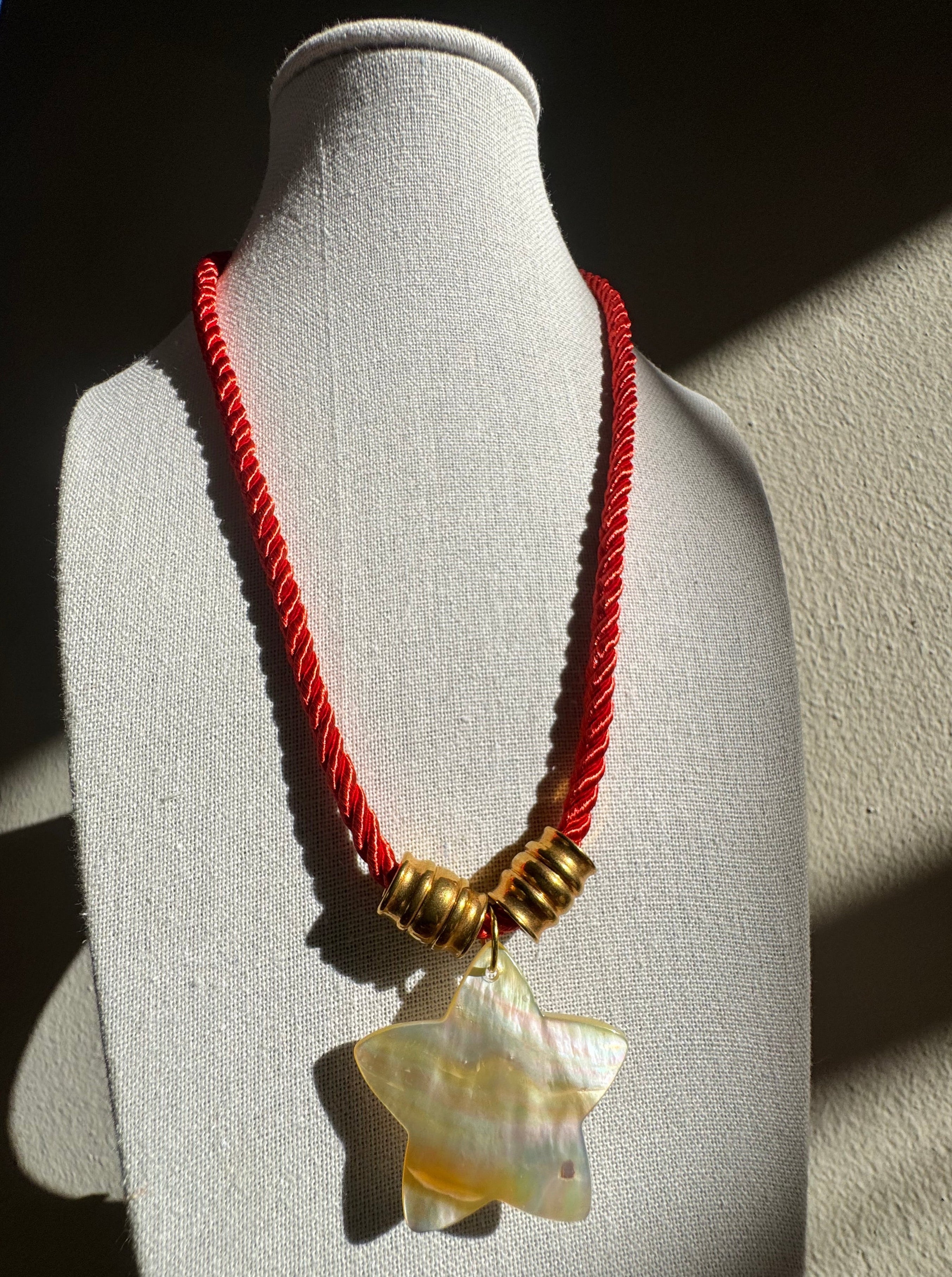 Weekend Core Necklace
