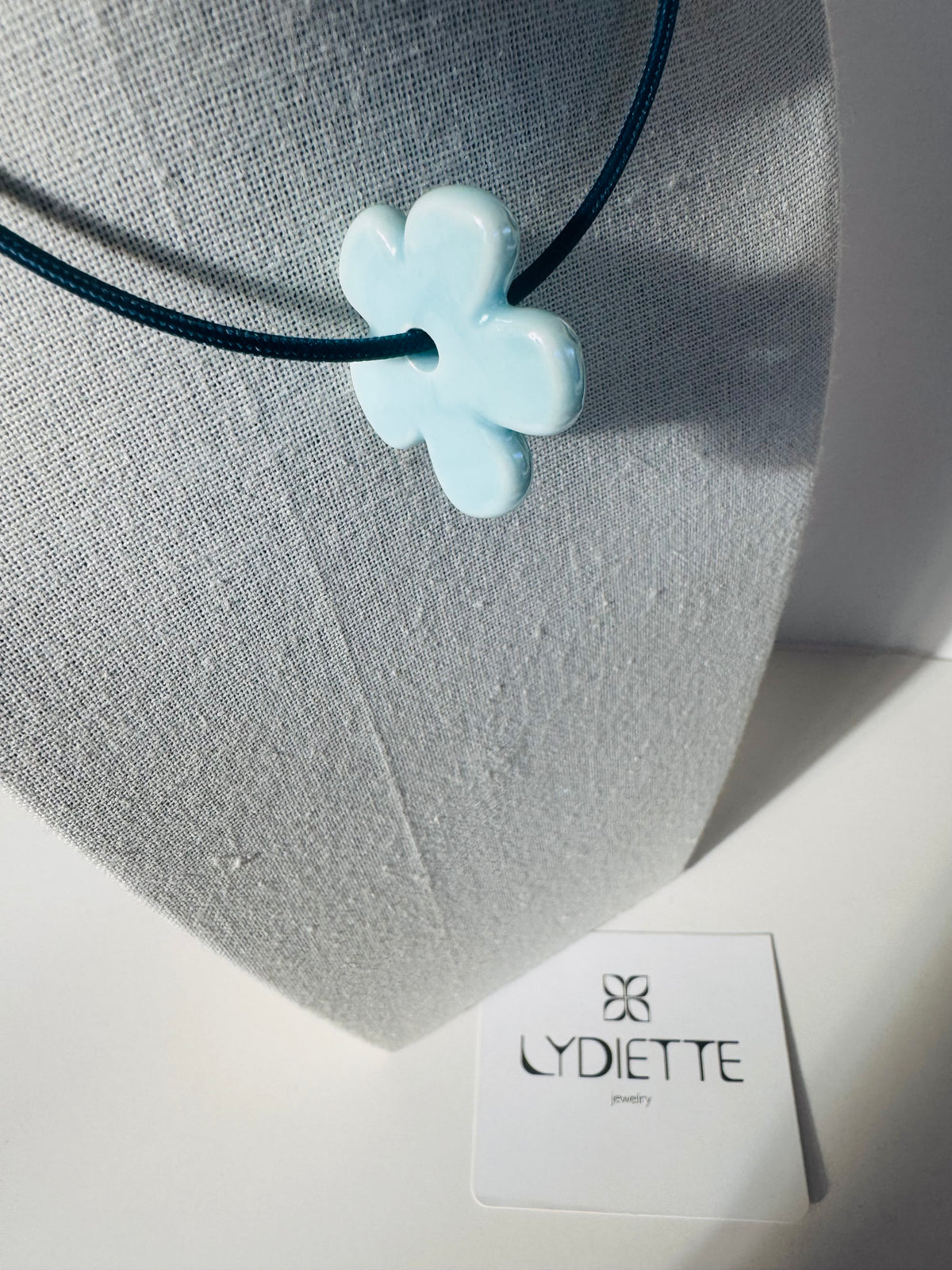 Blue Magnetic Necklace with Blue Flower #L183 (both pieces)